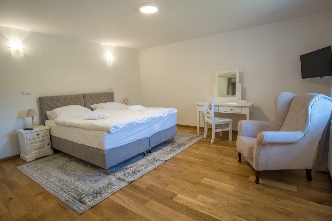 Oficyna Krobielowice Kąty Wrocławskie Dış mekan fotoğraf